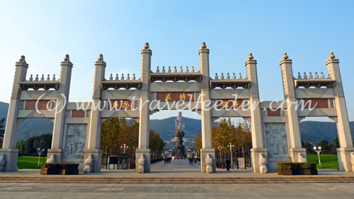 Lingshan Big Buddha 3