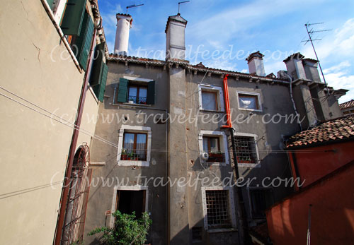 Venice back garden
