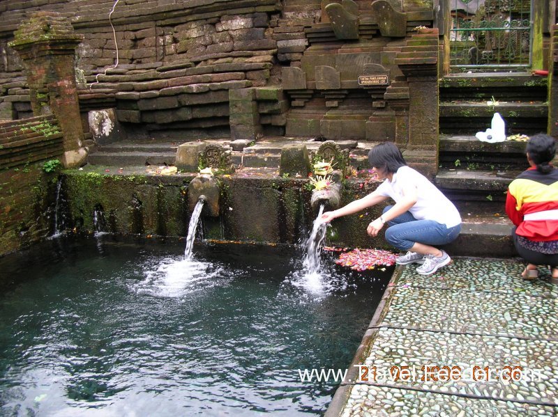 Holy Water Temple4          