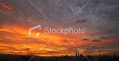 ist2_8927098-dawn-of-kuala-lumpur-skyline