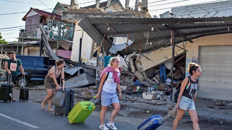 Toursits evacuated after Lombok earthquake